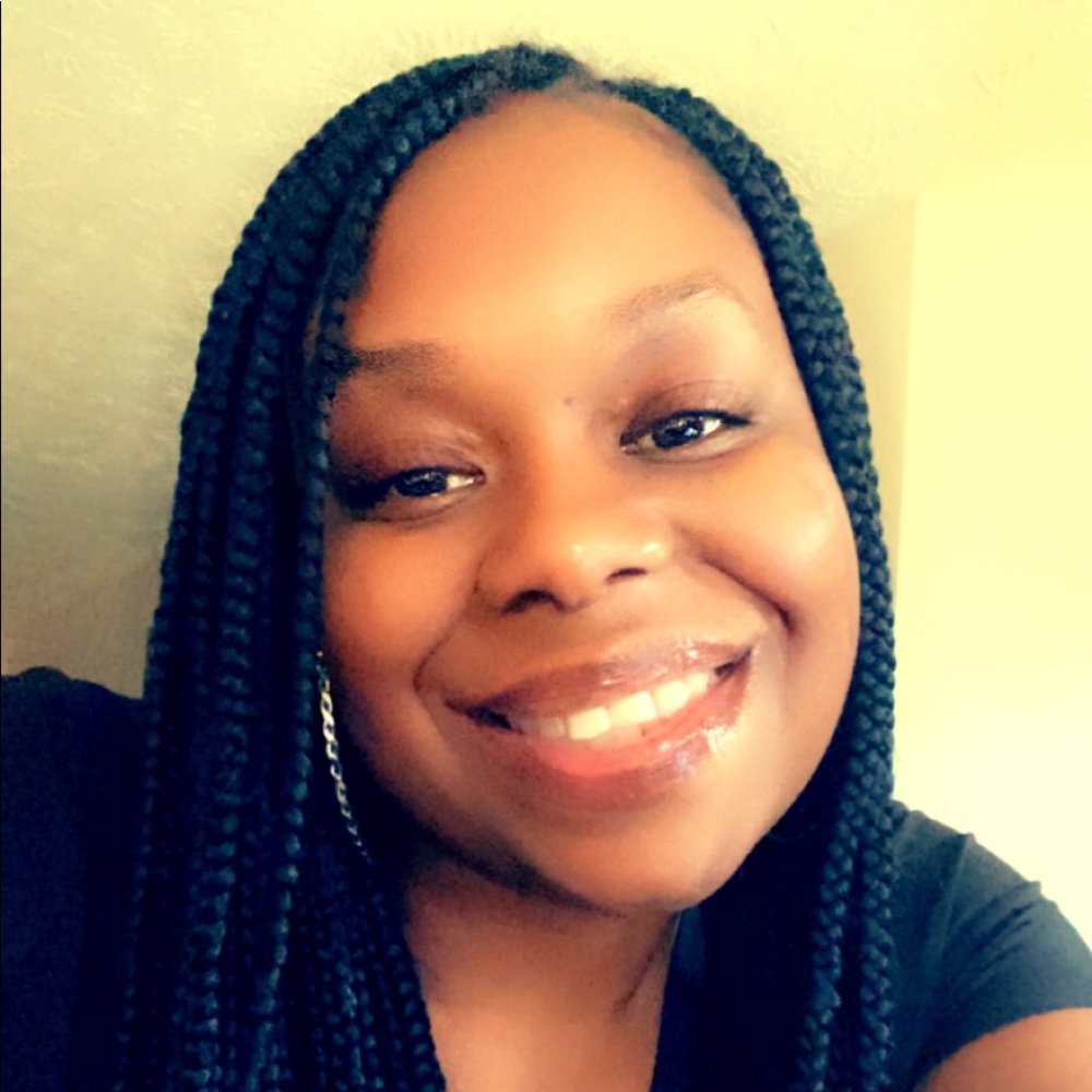 Meet your Posher, Natasha